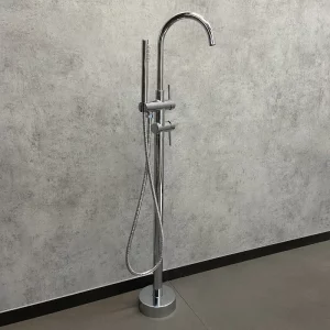 Смеситель напольный Comforty FE0002-CCT Хром глянцевый Смеситель напольный Comforty FE0002-CCT Хром глянцевый